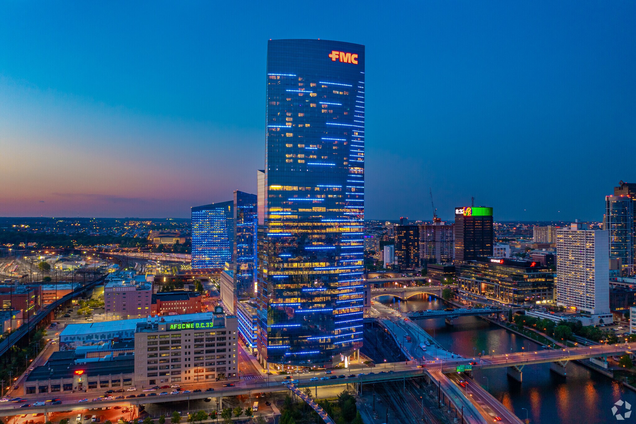 2929 Walnut St, Philadelphia, PA à louer Photo du bâtiment- Image 1 de 17