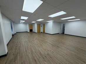 3600-3606 Silver Star Rd, Orlando, FL for lease Interior Photo- Image 1 of 5