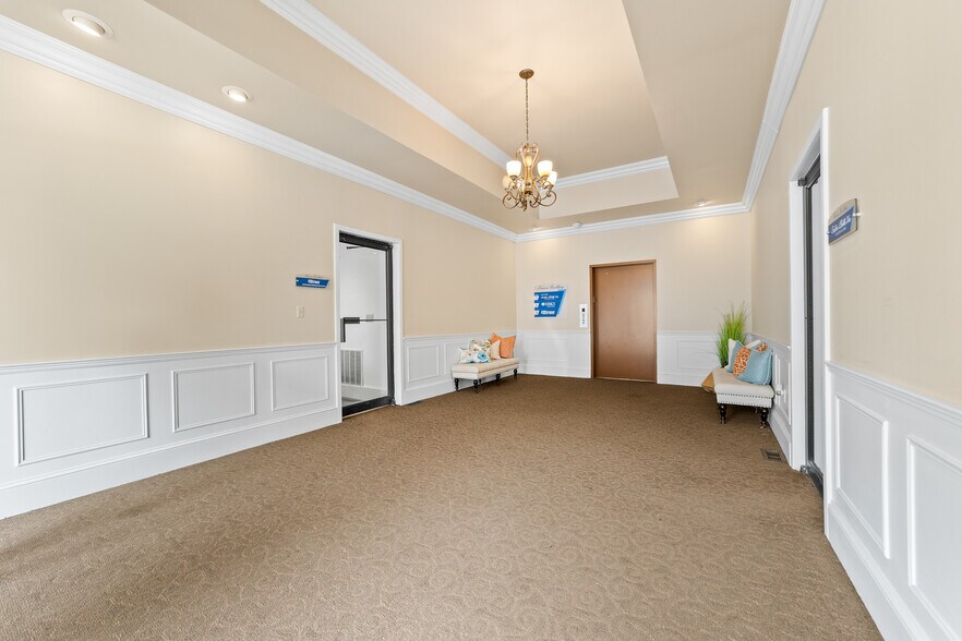 33 Church St, Fredonia, NY for sale - Building Photo - Image 3 of 25