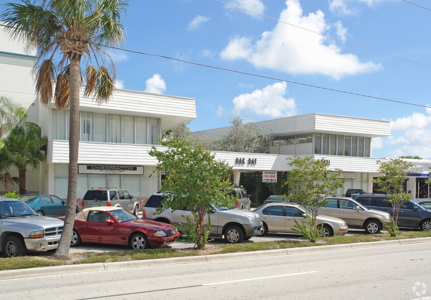 2631 E Oakland Park Blvd, Fort Lauderdale, FL à louer - Photo principale - Image 1 de 16