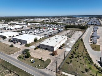 Plus de détails pour 4901 Parker Henderson Rd, Fort Worth, TX - Industriel à louer