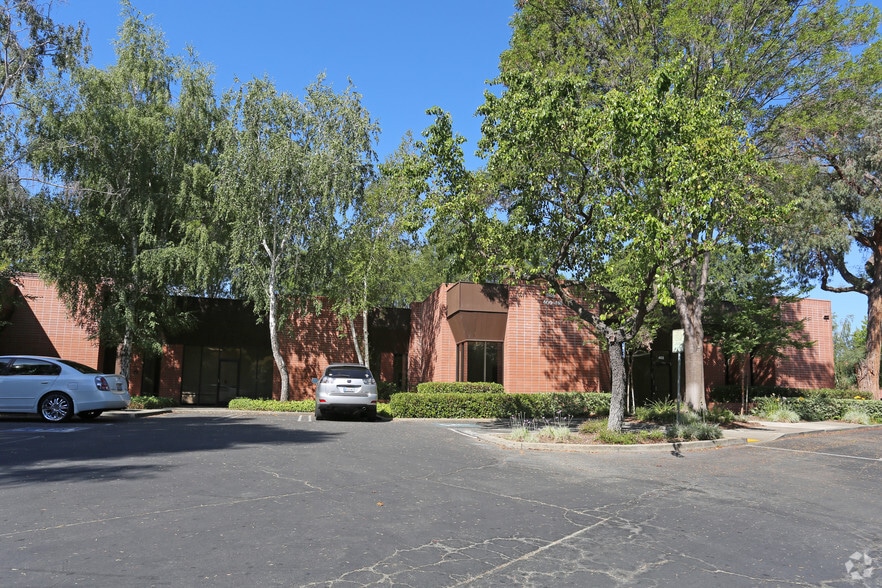 400-404 N Wiget Ln, Walnut Creek, CA for lease - Building Photo - Image 3 of 4