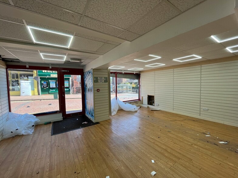71-73 Mill St, Macclesfield for lease - Building Photo - Image 3 of 8