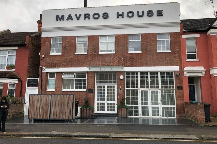 108 Vale Rd, Londres à louer - Photo du bâtiment - Image 1 de 110