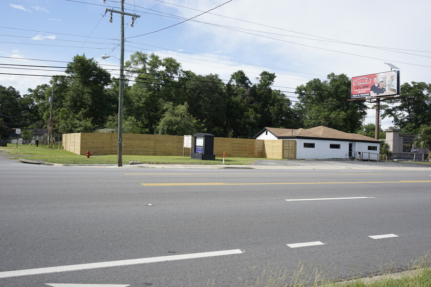 3480 Barrancas Ave, Pensacola, FL for sale - Building Photo - Image 3 of 11