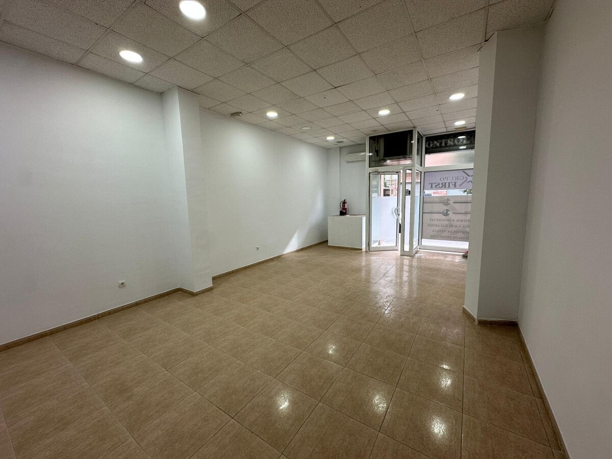 Pineda de Mar, BAR 08397 - Unité - -  - Photo intérieure - Image 1 of 5