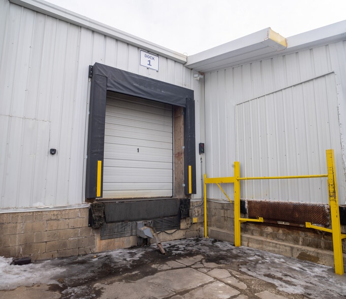 401 20th St SE, Rochester, MN for lease - Building Photo - Image 2 of 21