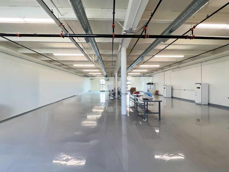 7240 NE 4th Ave, Miami, FL à louer - Photo intérieure - Image 3 de 7