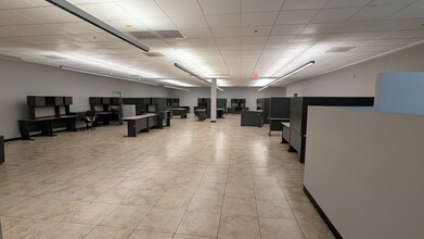 2001 W Alameda Dr, Tempe, AZ for lease Interior Photo- Image 2 of 17