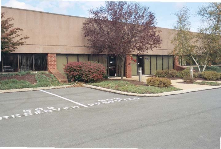 501-505 Gordon Dr, Exton, PA for sale - Building Photo - Image 2 of 6