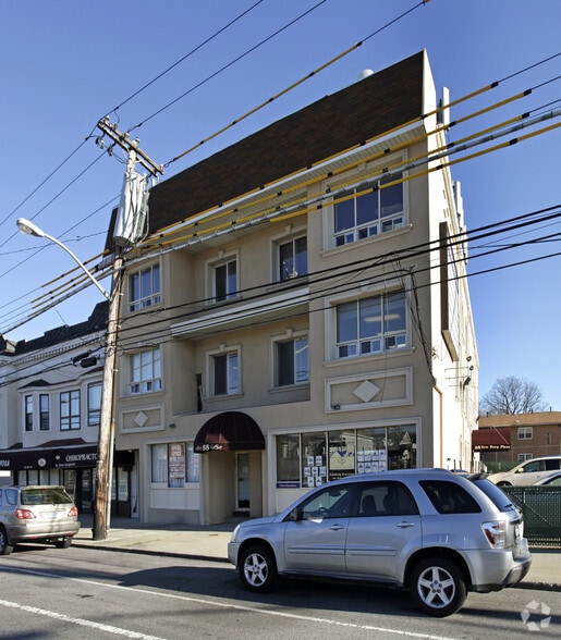 88 New Dorp Plz, Staten Island, NY for lease - Building Photo - Image 2 of 2