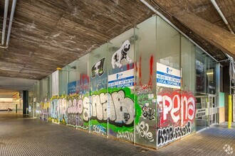 Retail in Barcelona, Barcelona for lease Interior Photo- Image 1 of 7