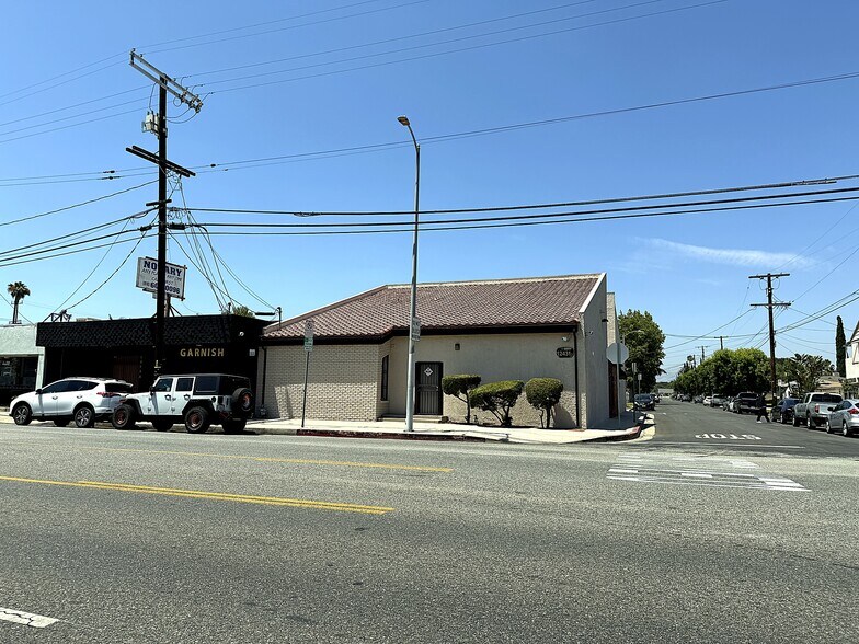 12431 Oxnard St, North Hollywood, CA for lease - Building Photo - Image 2 of 5