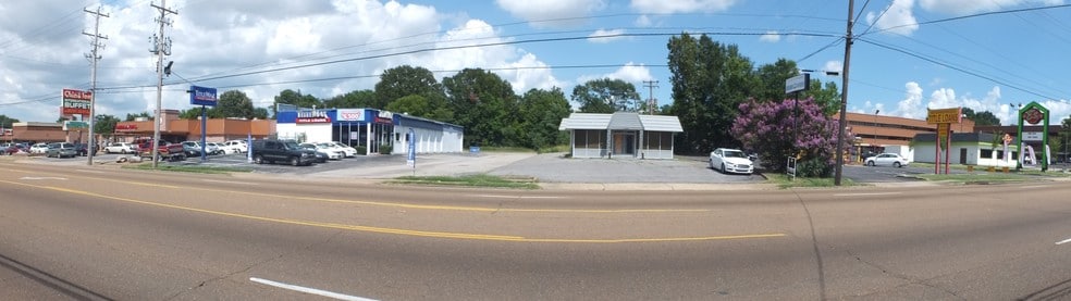 4446 Elvis Presley Blvd, Memphis, TN for sale - Building Photo - Image 3 of 8