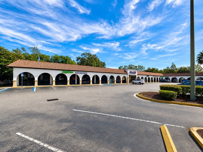 9735 Saint Augustine Rd, Jacksonville, FL for lease - Building Photo - Image 2 of 4