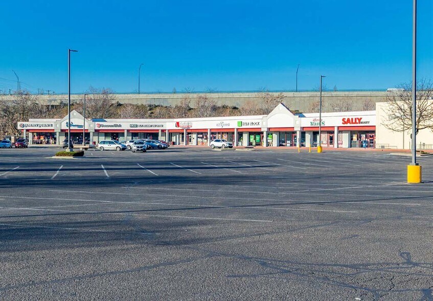 2655-2789 S Broadway Ave, Boise, ID à louer - Photo du bâtiment - Image 2 de 5