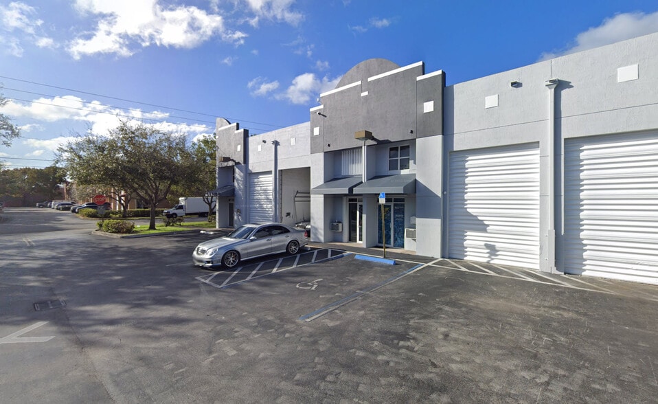 12251 SW 128th Ct, Miami, FL for sale - Building Photo - Image 1 of 3