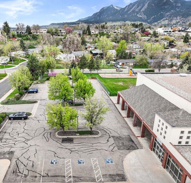 1661 Alpine Ave, Boulder, CO à louer - Photo du bâtiment - Image 3 de 4