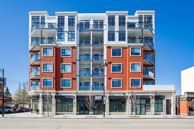 Plus de détails pour 1345 9 Av SE, Calgary, AB - Multi-résidentiel à vendre