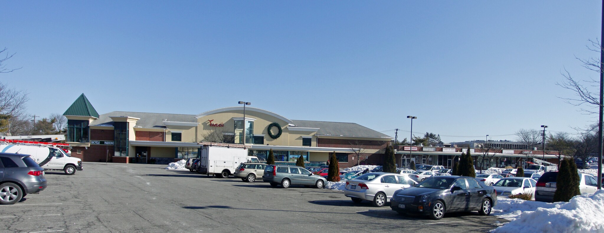 380 Downing Dr, Yorktown Heights, NY for lease Primary Photo- Image 1 of 5