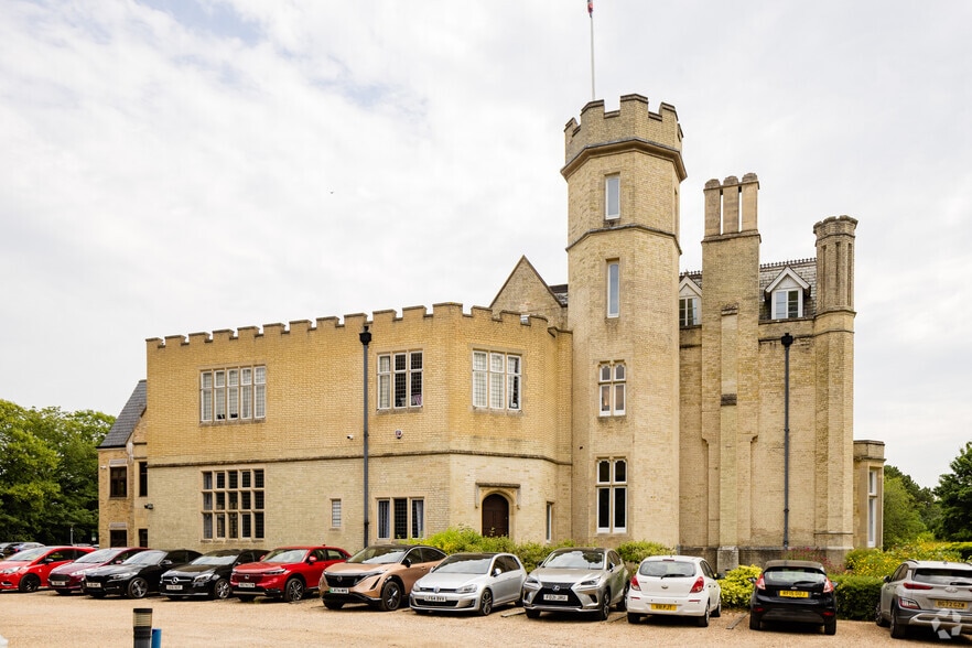 Stomp Rd, Burnham à louer - Photo du bâtiment - Image 2 de 3