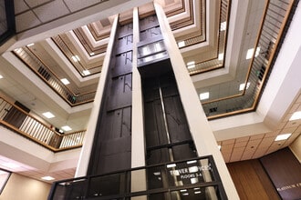 3649 Leopard St, Corpus Christi, TX for lease Interior Photo- Image 2 of 5