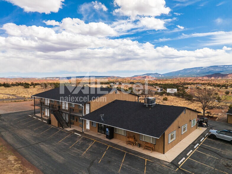 995 E 24 sr, Torrey, UT à vendre - Photo du bâtiment - Image 3 de 10