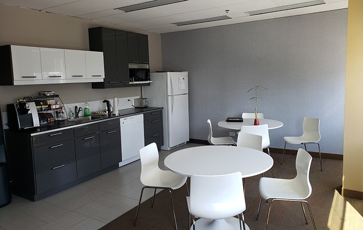 330 St Mary Ave, Winnipeg, MB for lease - Interior Photo - Image 2 of 4