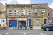 3 Manchester Rd, London LND - Services immobiliers commerciaux