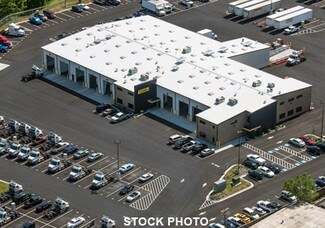 Plus de détails pour 800 Independence Ave, Mechanicsburg, PA - Industriel à louer