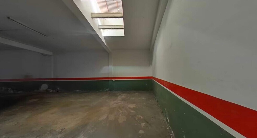 Retail in Gandia, Valencia for sale - Interior Photo - Image 3 of 11