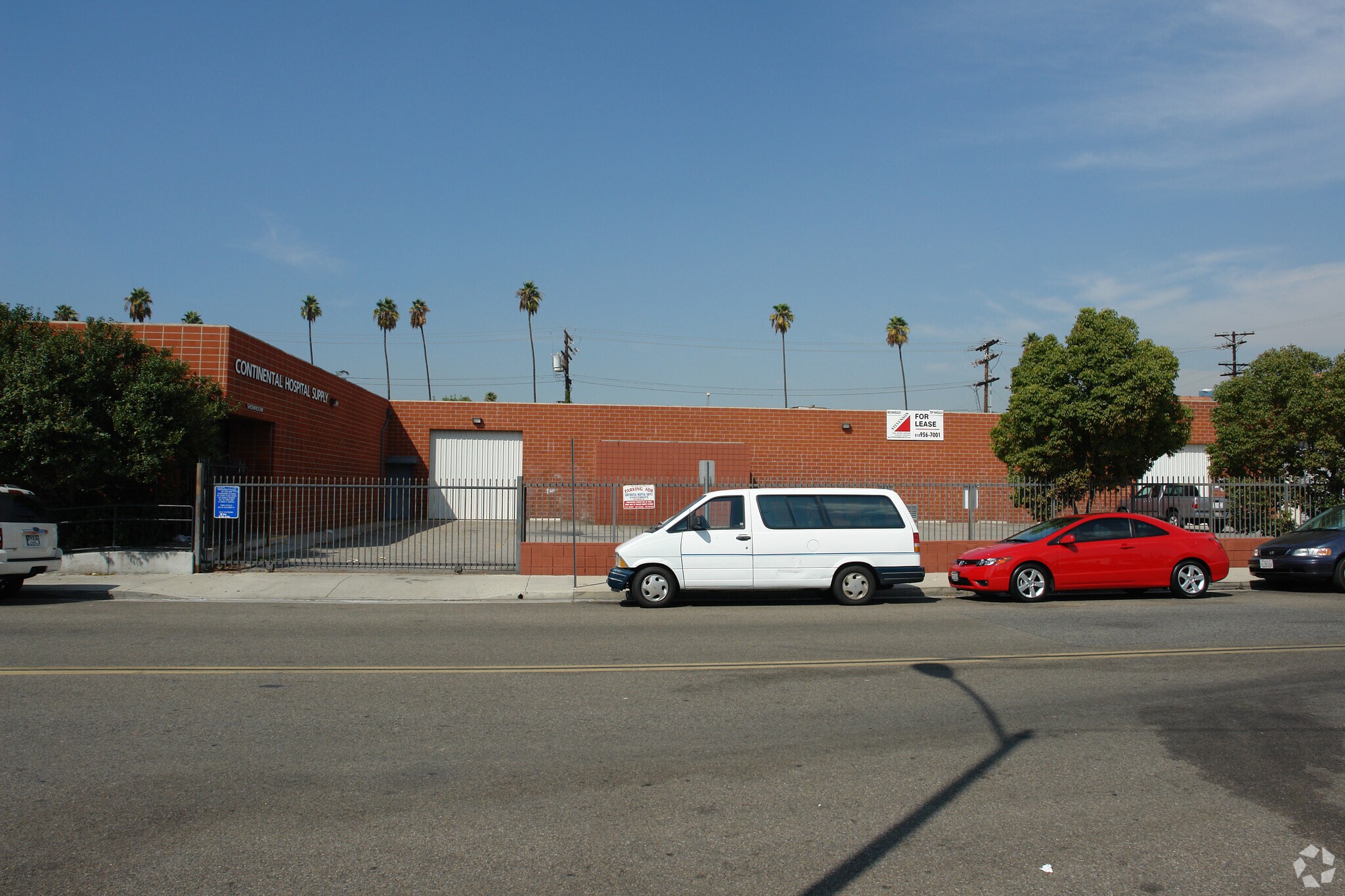 325 W Cerritos Ave, Glendale, CA for lease Primary Photo- Image 1 of 8