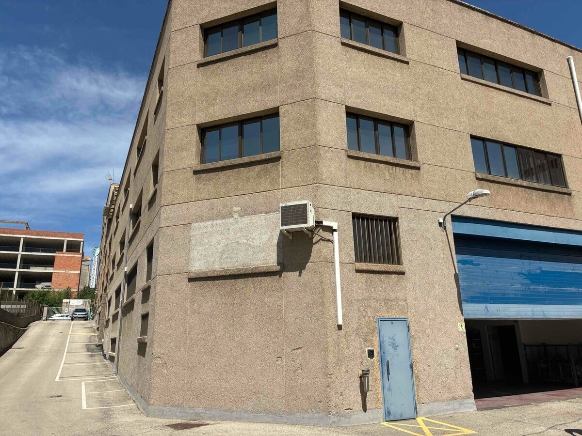 Alcobendas, MAD 28108 - Unit 1 -  - Interior Photo - Image 2 of 9