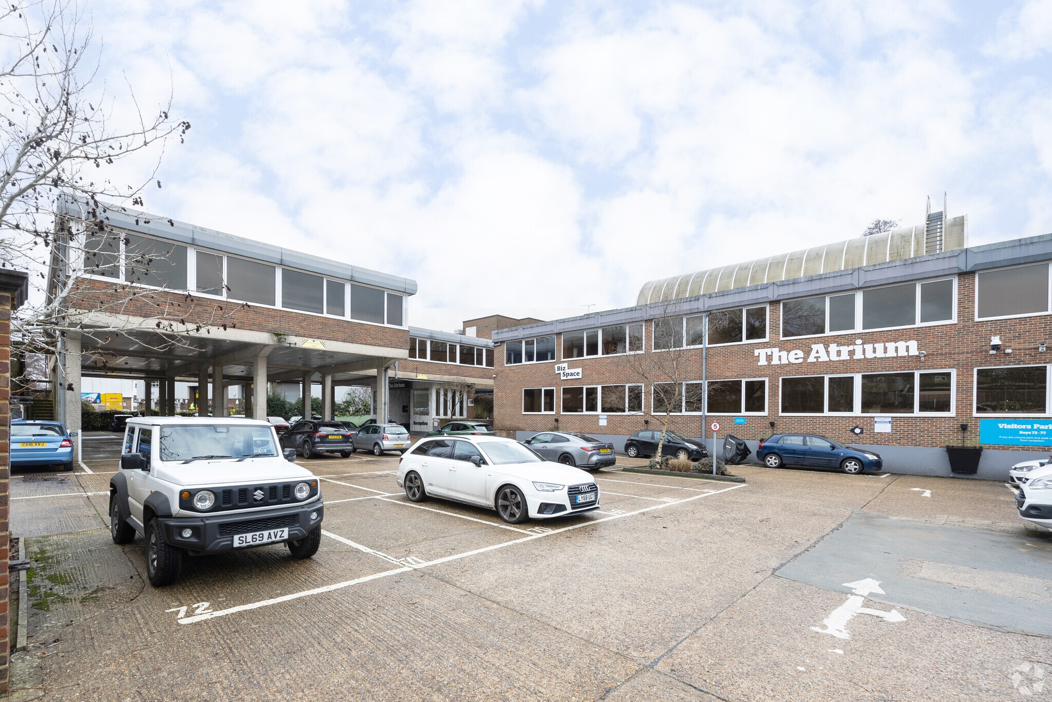 4 Curtis Rd, Dorking for lease Primary Photo- Image 1 of 24