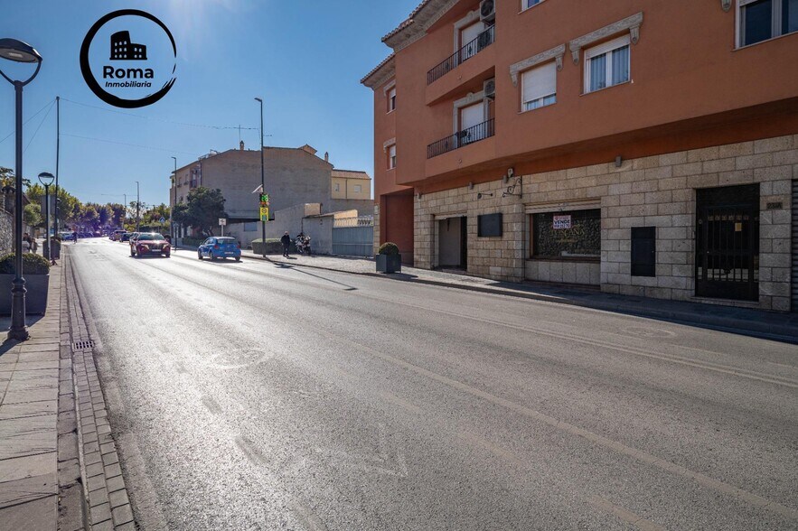 Retail in Ogíjares for sale - Building Photo - Image 2 of 35