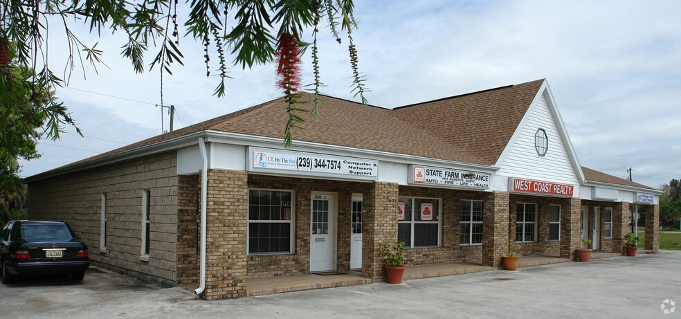 13102 Palm Beach Blvd, Fort Myers, FL for sale - Building Photo - Image 3 of 5