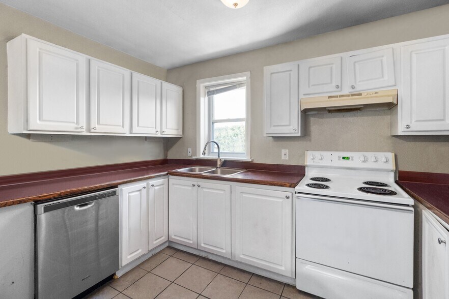 1119-1123 Merriam Ln, Kansas City, KS à vendre - Photo intérieure - Image 2 de 61