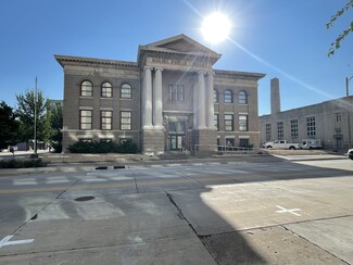 Plus de détails pour 504 17th St, Moline, IL - Bureau à louer