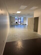 1317 W Poinsett St, Greer, SC à louer Photo intérieure- Image 2 de 3