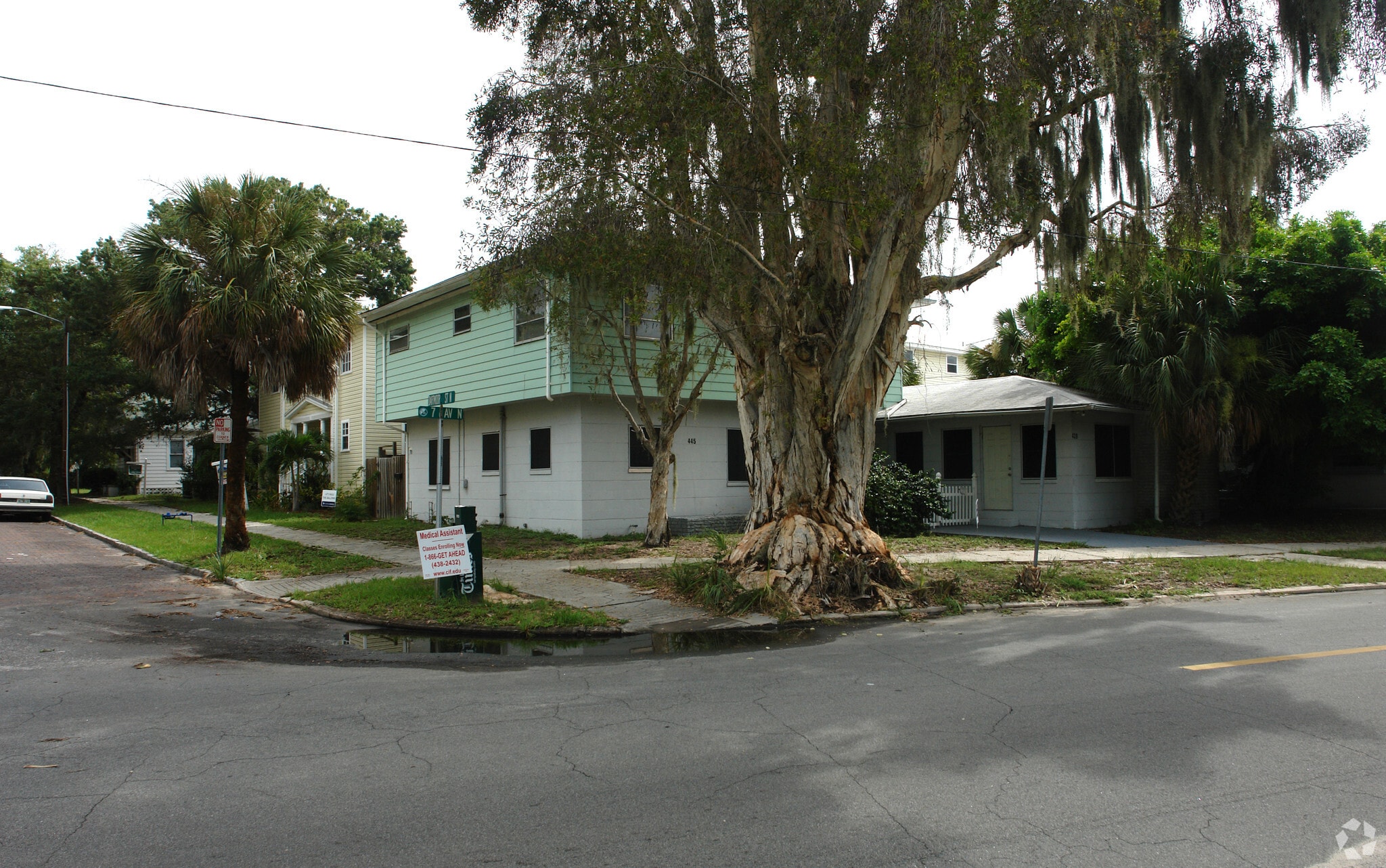 445 7th Ave N, Saint Petersburg, FL à vendre Photo principale- Image 1 de 3