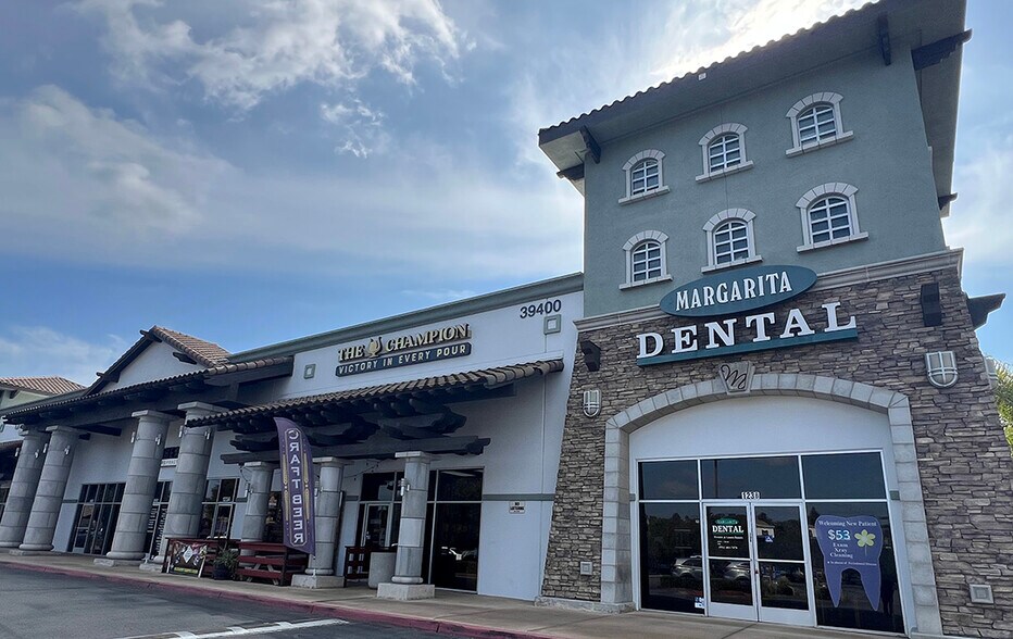 39400 Murrieta Hot Springs Rd, Murrieta, CA à louer - Photo du bâtiment - Image 3 de 13