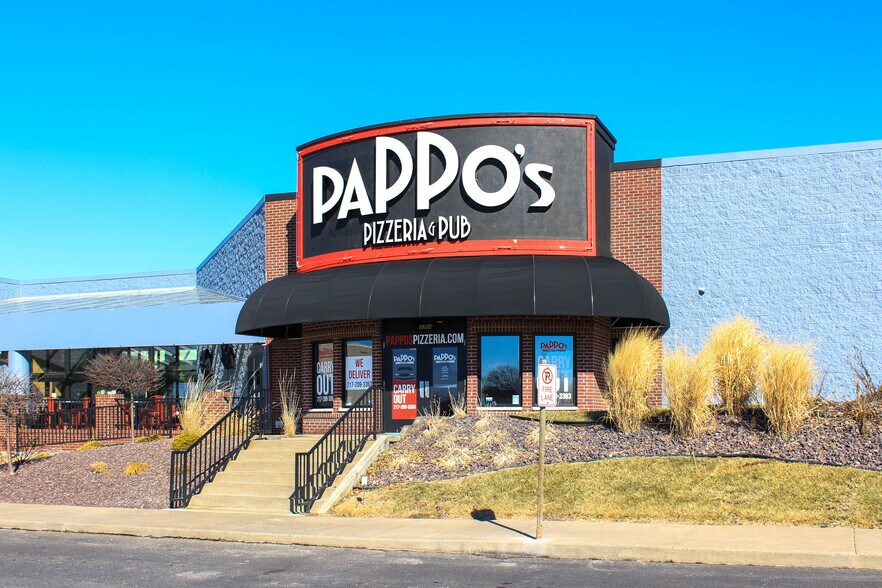 405-425 N 32nd St, Quincy, IL à louer - Photo du bâtiment - Image 3 de 11