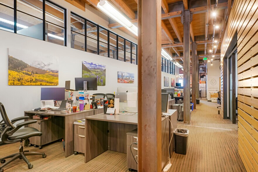 2240 Blake St, Denver, CO à louer - Photo intérieure - Image 2 de 6