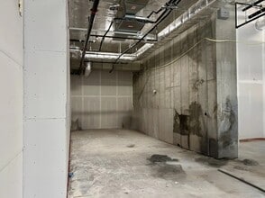 615 Pavonia Ave, Jersey City, NJ for lease Interior Photo- Image 2 of 2