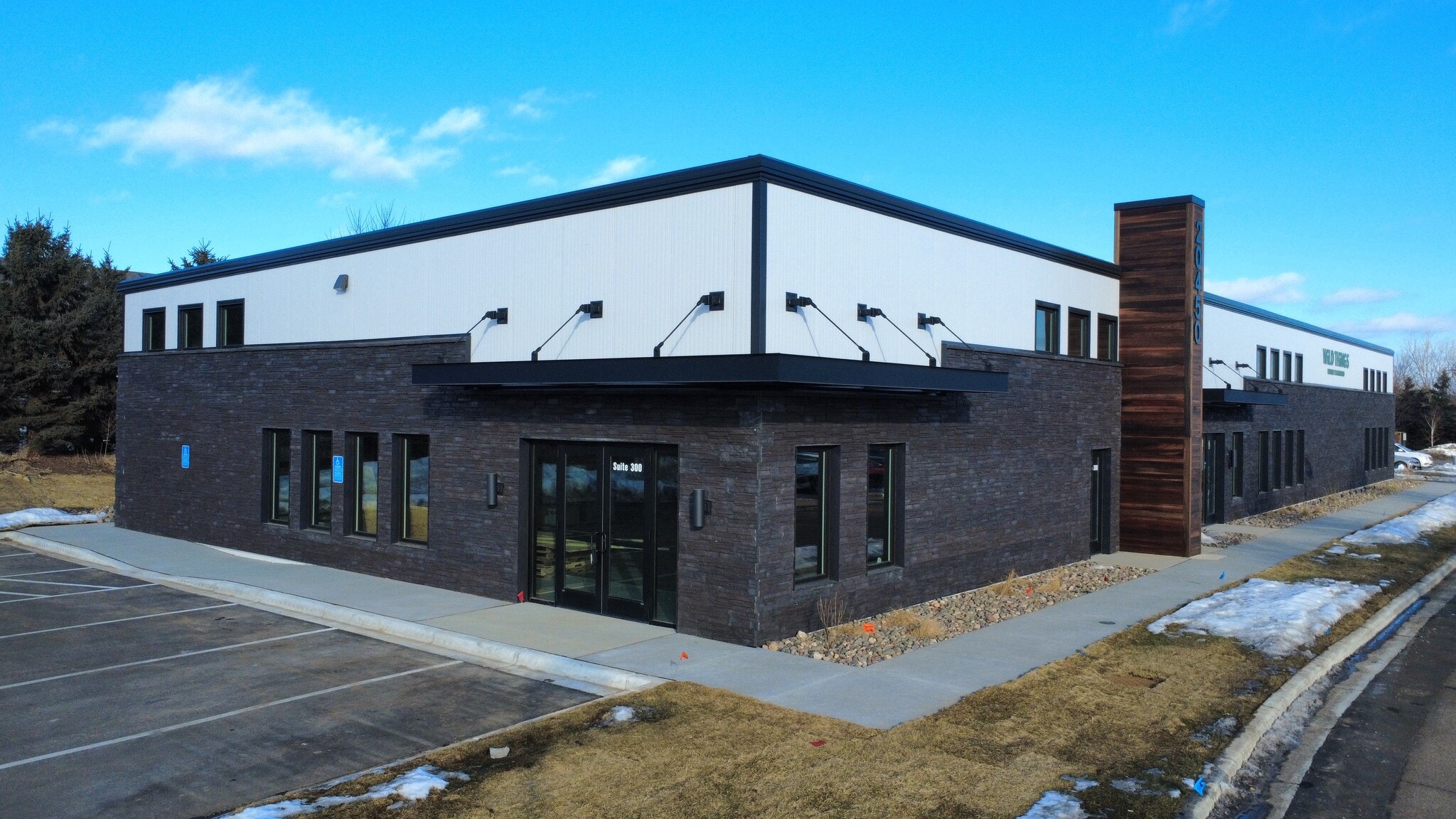 20450 Kenrick Ave ave, Lakeville, MN for sale Primary Photo- Image 1 of 3