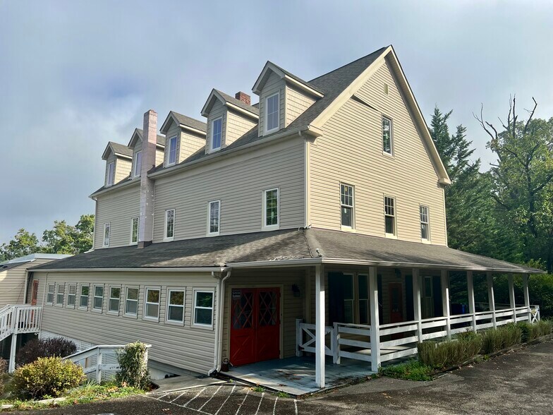 4830 Schley Ave, Braddock Heights, MD à vendre - Photo du bâtiment - Image 2 de 12