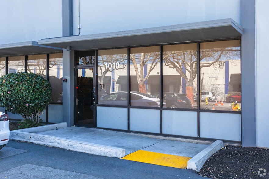 1010 O'Brien Dr, Menlo Park, CA for sale - Building Photo - Image 3 of 4