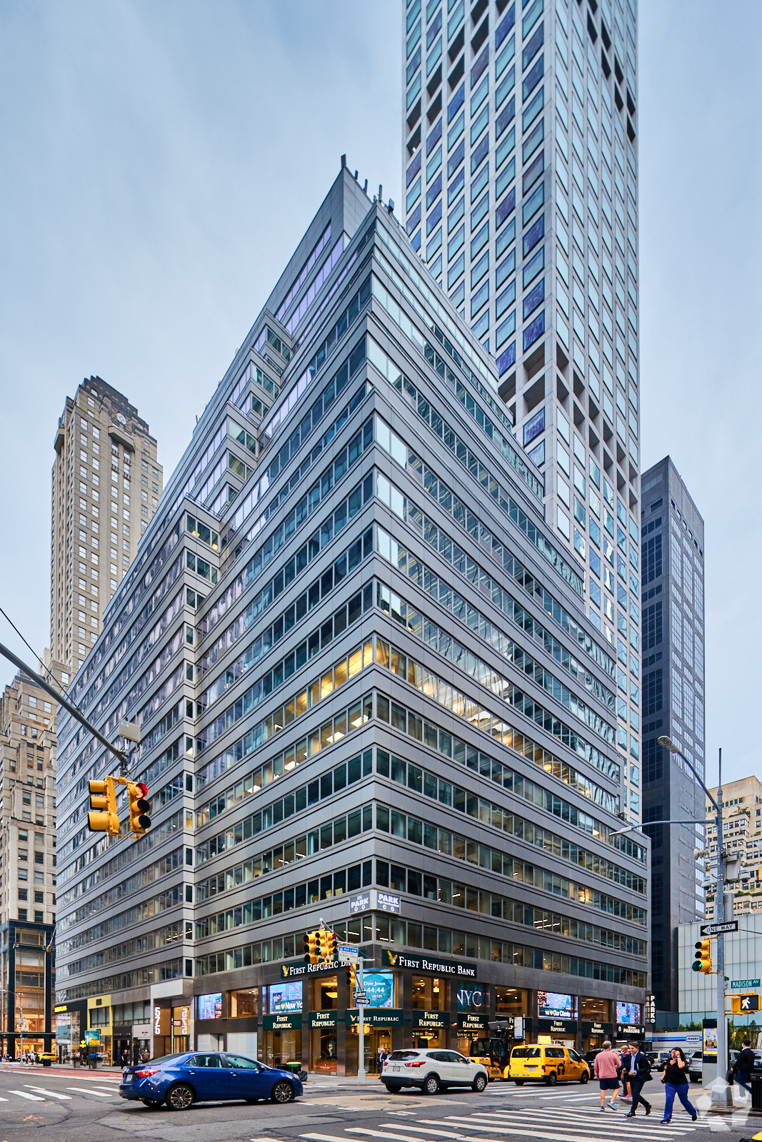 575 Madison Ave, New York, NY for lease Building Photo- Image 1 of 5