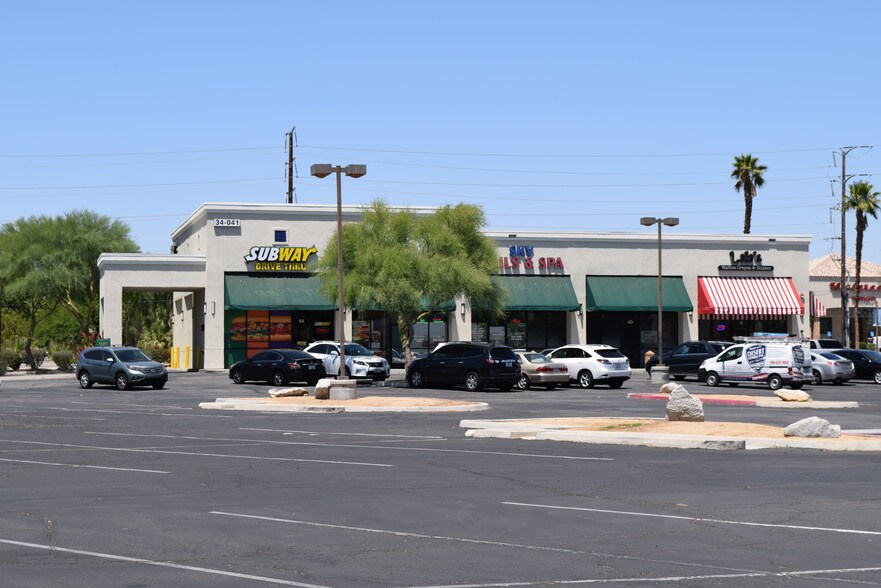 34041 Date Palm Dr, Cathedral City, CA for sale - Primary Photo - Image 1 of 4