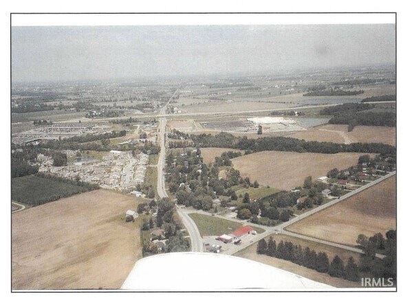 9705 Maysville Rd, Fort Wayne, IN à vendre - Photo du bâtiment - Image 2 de 3